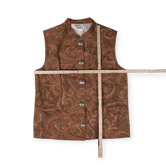 Brown Paisley Button-Up Vest - Picture 5 of 8